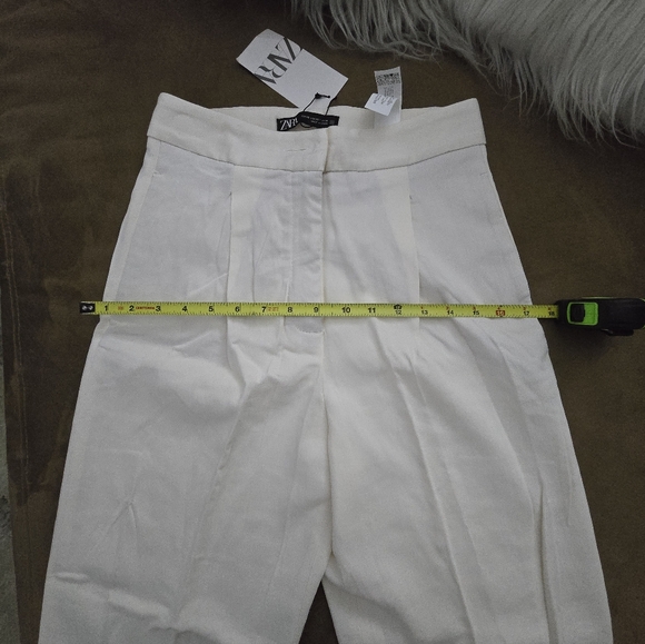 Zara Cream Pleated Trousers - Picture 11 of 11
